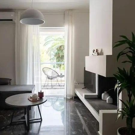 Beachfront Apartment In Voula W/Balcony Athens Exterior photo