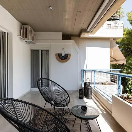 Beachfront Apartment In Voula W/Balcony Athens Exterior photo