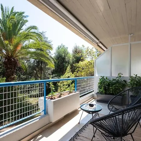 Beachfront Apartment In Voula W/Balcony Athens Exterior photo